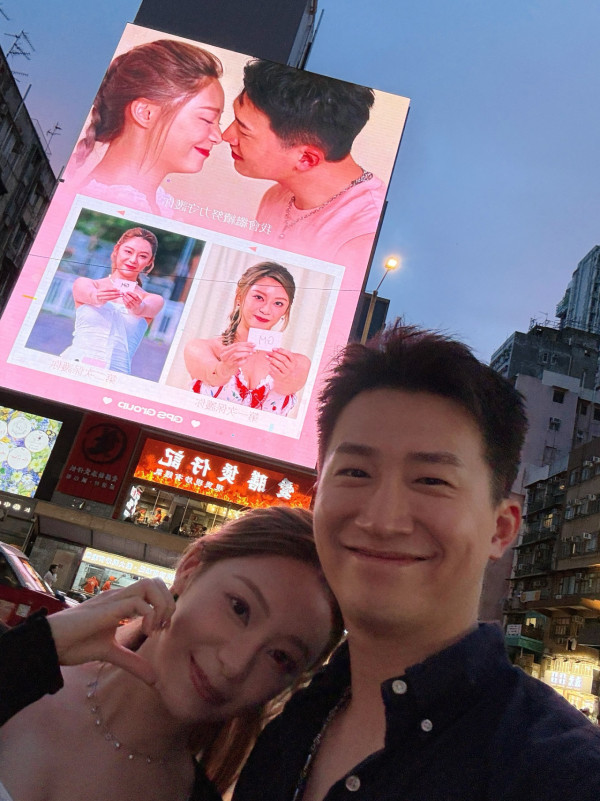 葉蒨文GM旺角拍拖放閃愛到旁若無人 熱戀期恩愛舉動閃盲網民超激動：原地結婚！