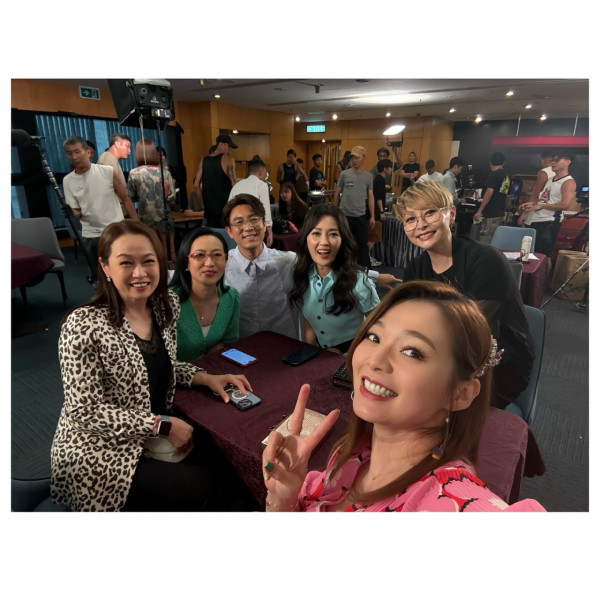 傳「最強視后」破天荒客串TVB《愛回家》？呂慧儀晒劇組合照疑意外流出驚喜
