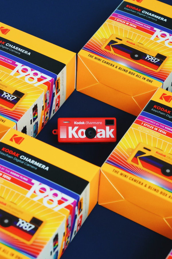 Kodak Charmera 迷你復古相機盲盒返貨！6間指定門市+網店補貨日期詳情一覽