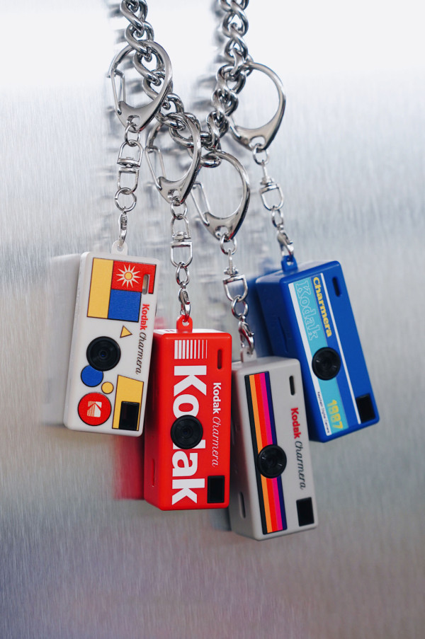 Kodak Charmera 迷你復古相機盲盒返貨！6間指定門市+網店補貨日期詳情一覽