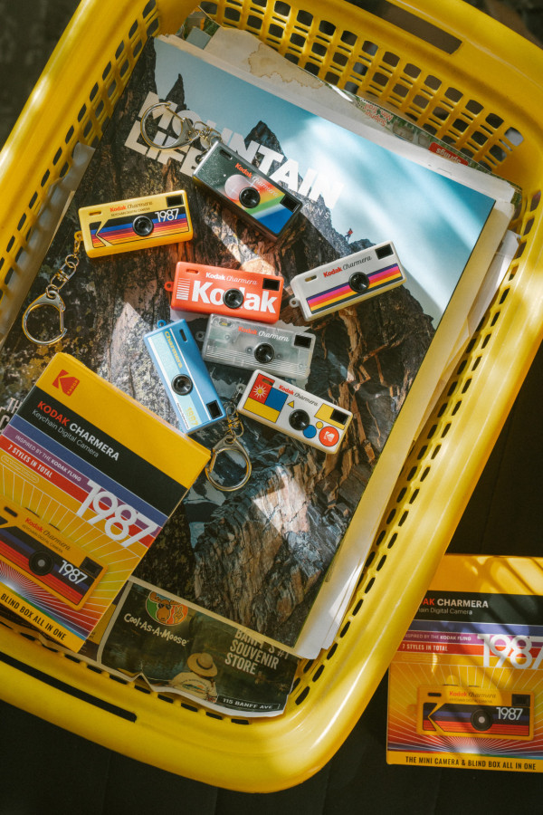 Kodak Charmera 迷你復古相機盲盒返貨！6間指定門市+網店補貨日期詳情一覽