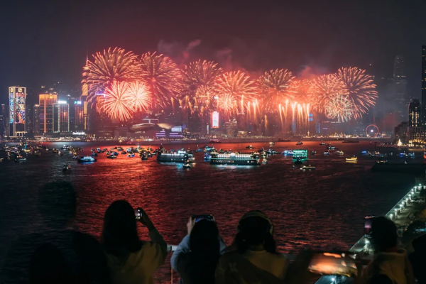 【國慶煙花餐廳2025】9大十一煙花餐廳推介 自助餐/海景晚餐/高空全景（持續更新）