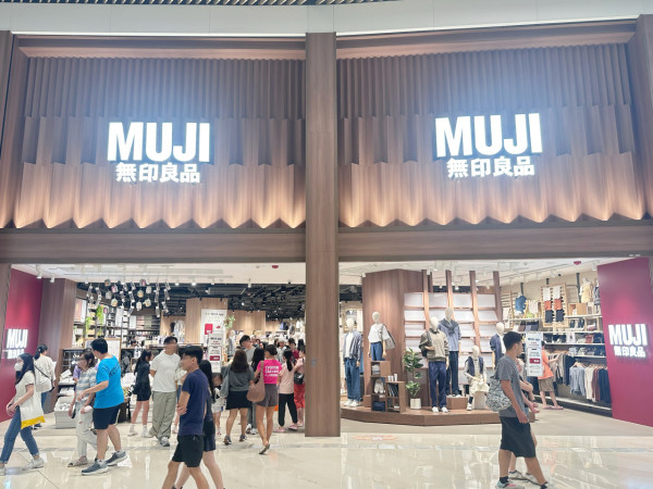 元朗YOHO MALL逾30間新品牌進駐！開業10年感謝祭 大派1萬份禮物/現金券