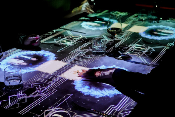 【Fine Dining推介】香港君悅酒店全球首演魔術3D投影餐桌劇場  牛柳配龍蝦、香滑鵝肝、南瓜魚子醬