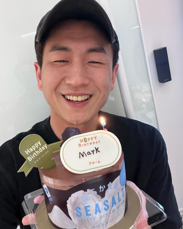 38歲上位小生IG悲痛貼黑白照丁父憂 撰文最後道別悼念父親離世︰老竇一路好走
