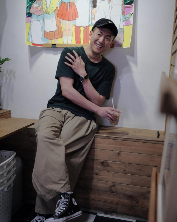 38歲上位小生IG悲痛貼黑白照丁父憂 撰文最後道別悼念父親離世︰老竇一路好走