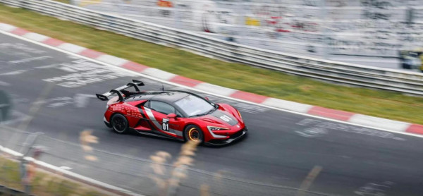 國產電動車打破最快車速紀錄 布加迪威龍只排第8？ 【即睇全球極速超跑Top10】