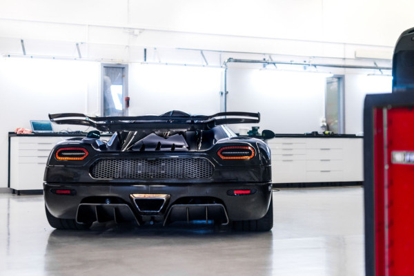 國產電動車打破最快車速紀錄 布加迪威龍只排第8？ 【即睇全球極速超跑Top10】