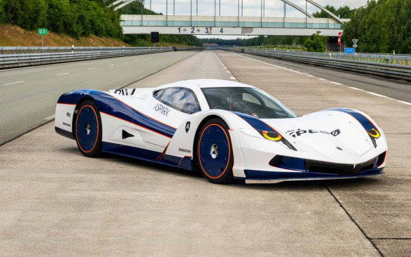 國產電動車打破最快車速紀錄 布加迪威龍只排第8？ 【即睇全球極速超跑Top10】
