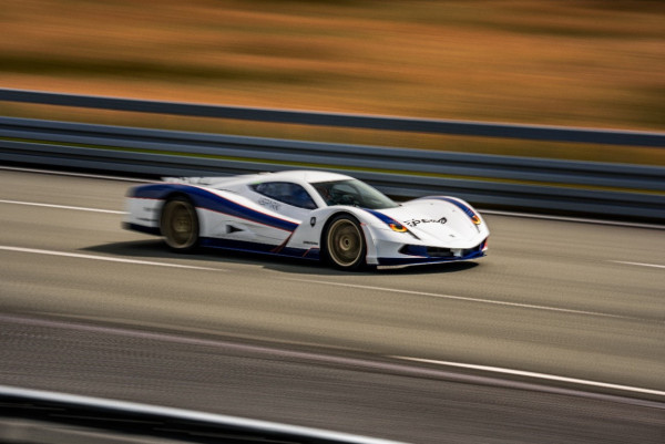 國產電動車打破最快車速紀錄 布加迪威龍只排第8？ 【即睇全球極速超跑Top10】