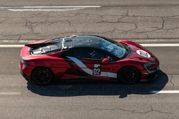 國產電動車打破最快車速紀錄 布加迪威龍只排第8？ 【即睇全球極速超跑Top10】