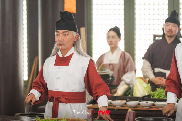 暴君的廚師引發不少爭議（圖片來源：YouTube@tvNDRAMA_official）