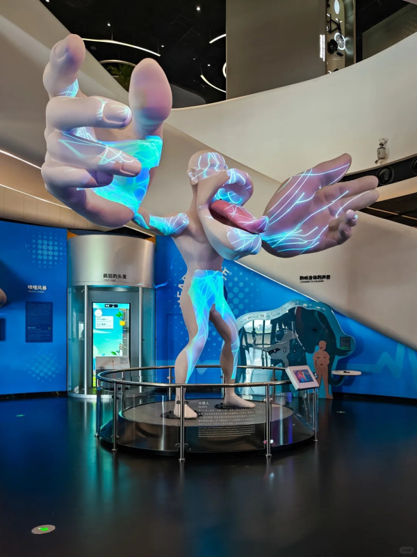 深圳科學技術館近千項互動展項 6大特效影院親子遊好去處 