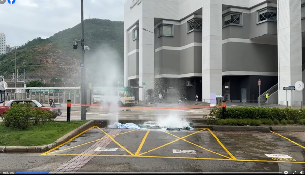 打風｜杏花邨驚見沖天噴泉 疑似海水倒灌 網民：未出發先興奮