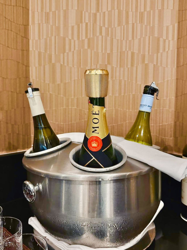 阿聯酋航空貴賓室。圖片來源：Trip.com