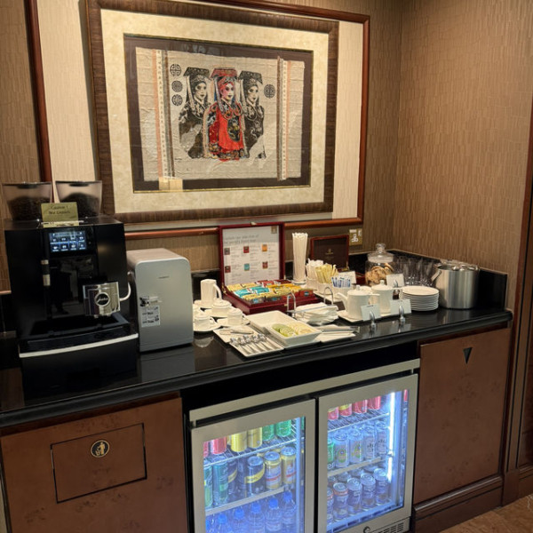 阿聯酋航空貴賓室。圖片來源：Trip.com