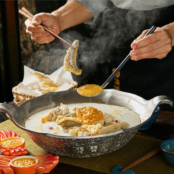 湊湊火鍋．茶憩 特色火鍋慶團圓