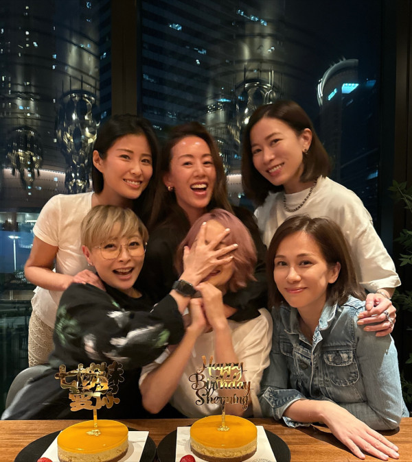 文頌嫻終於合體佘詩曼「七魔女」慶祝生日 閨蜜團再有一人缺席5字揭真實關係