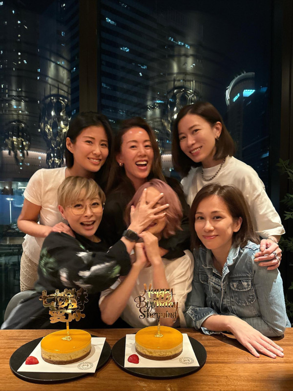 文頌嫻終於合體佘詩曼「七魔女」慶祝生日 閨蜜團再有一人缺席5字揭真實關係