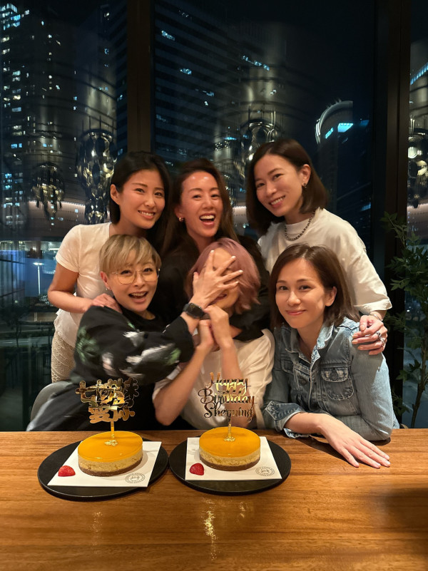 文頌嫻終於合體佘詩曼「七魔女」慶祝生日 閨蜜團再有一人缺席5字揭真實關係