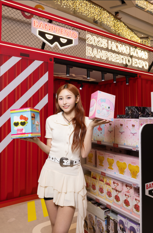 Chiikawa 遠征上海首設專賣店 粉絲黃牛排隊瘋搶 豪買過20袋公仔吊飾