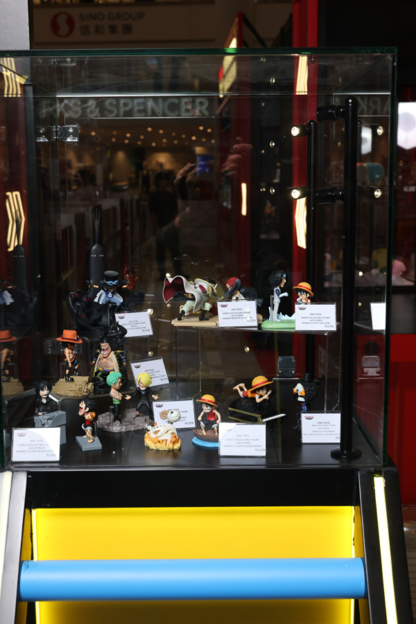 Chiikawa 遠征上海首設專賣店 粉絲黃牛排隊瘋搶 豪買過20袋公仔吊飾