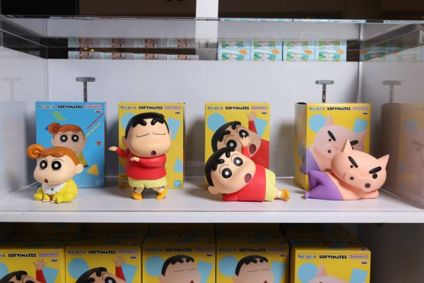 Chiikawa 遠征上海首設專賣店 粉絲黃牛排隊瘋搶 豪買過20袋公仔吊飾