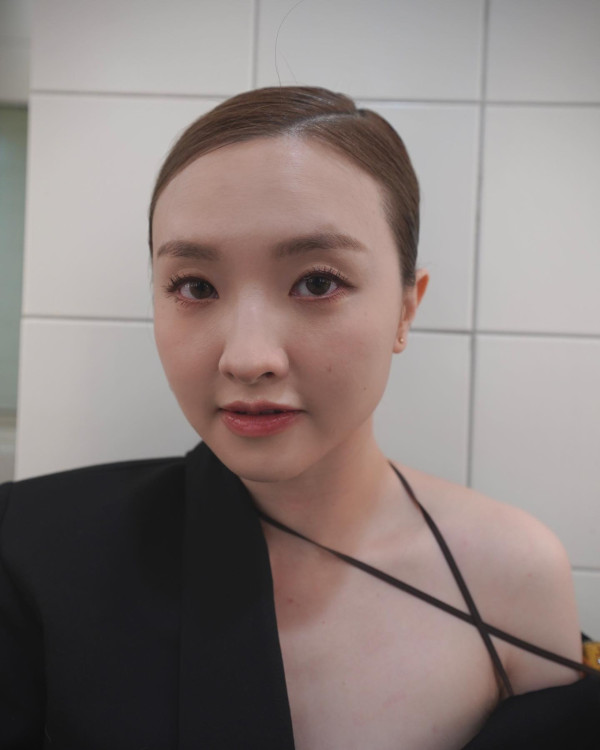 林欣彤深夜直播驚慌哭喊鬍鬚男係殺人兇手 影片瘋傳聲線抖震崩潰：「佢想殺死我」
