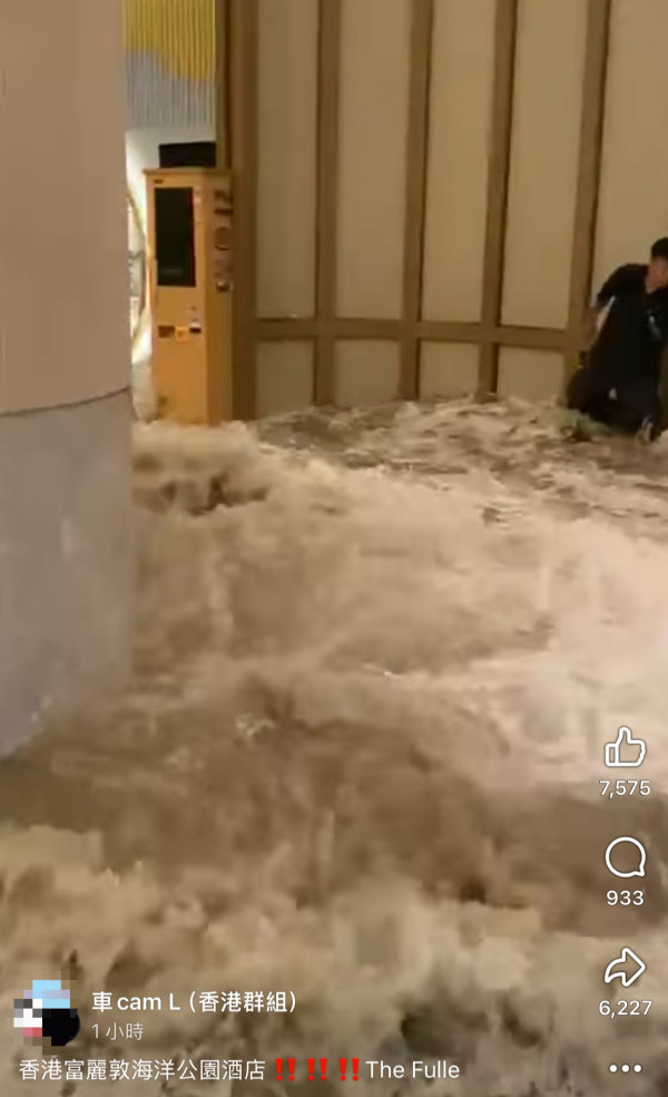 颱風樺加沙｜港人趣味兼實用防風措施 用尿片包好抽氣扇 窗邊堆滿可愛「鯊包」？