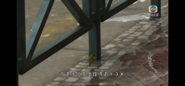 颱風樺加沙吹襲，澳門內港水位高度錄得逾1.3米。
