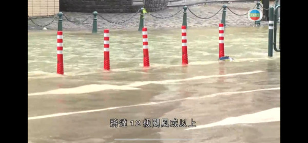 颱風樺加沙吹襲，澳門內港水位高度錄得逾1.3米。