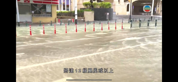 颱風樺加沙吹襲，澳門內港水位高度錄得逾1.3米。