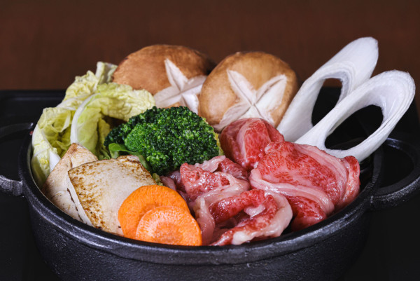 Hotel ICON和牛壽喜燒下午茶回歸  刺身盛／A5飛驒和牛／雪糕鯛魚燒