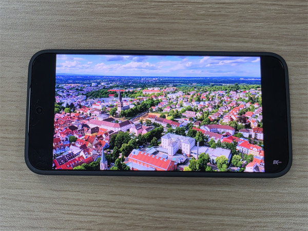 小米 15T Pro 開箱實測  Leica 5倍遠攝+5,500mAh 大電性價比高