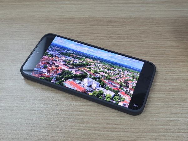 小米 15T Pro 開箱實測  Leica 5倍遠攝+5,500mAh 大電性價比高