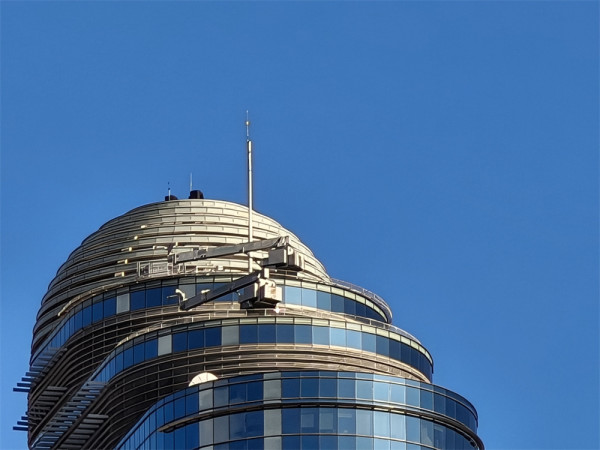 小米 15T Pro 開箱實測  Leica 5倍遠攝+5,500mAh 大電性價比高