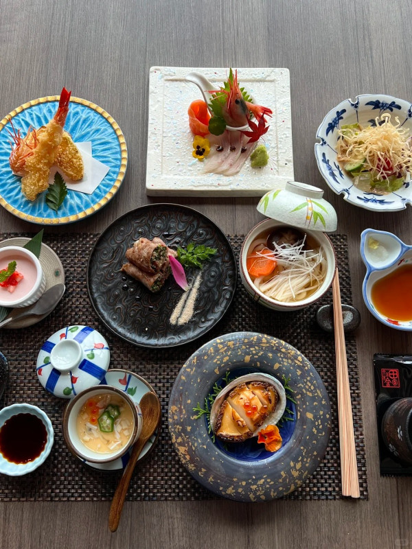 深圳福田115樓落地玻璃景歎日本料理 任食藍鰭金槍魚/波士頓龍蝦/鐵板燒啱拍拖慶生 