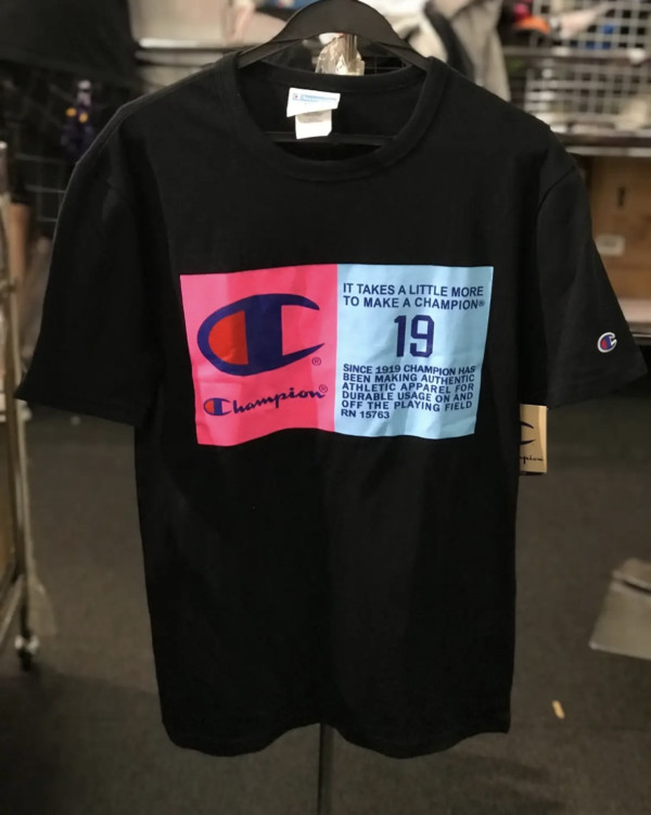 銅鑼灣時代廣場運動服飾開倉低至4折！diadora運動鞋$200 防曬衣/泳衣/bratop$46起！Champion/blueplace/JACK&JONES