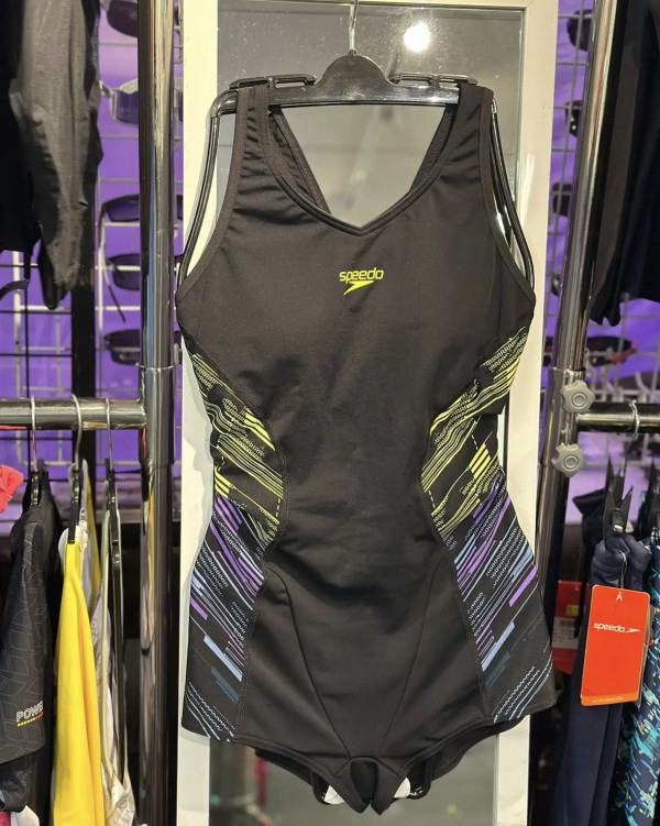 銅鑼灣時代廣場運動服飾開倉低至4折！diadora運動鞋$200 防曬衣/泳衣/bratop$46起！Champion/blueplace/JACK&JONES