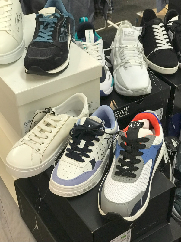 銅鑼灣時代廣場運動服飾開倉低至4折！diadora運動鞋$200 防曬衣/泳衣/bratop$46起！Champion/blueplace/JACK&JONES