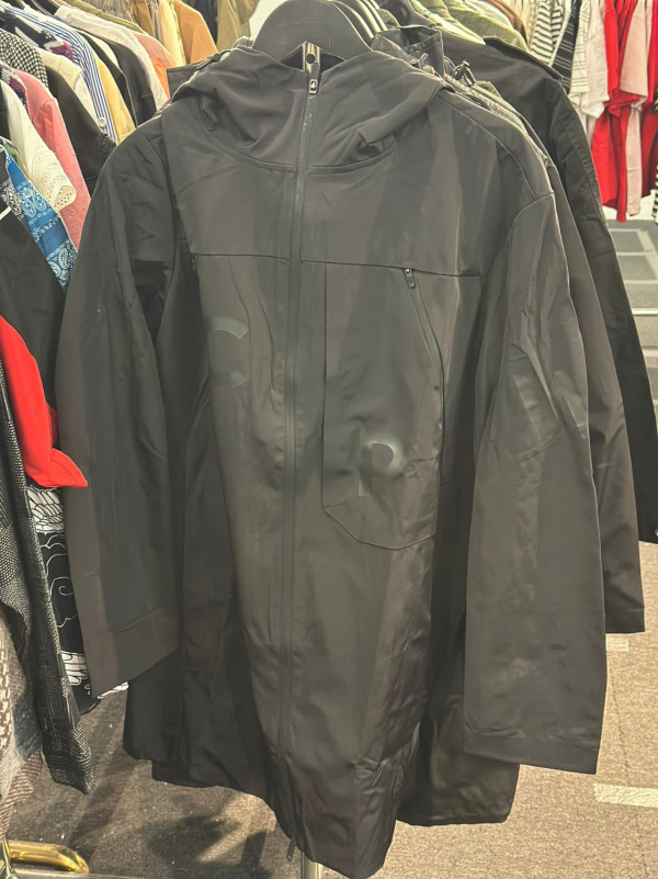 銅鑼灣時代廣場運動服飾開倉低至4折！diadora運動鞋$200 防曬衣/泳衣/bratop$46起！Champion/blueplace/JACK&JONES