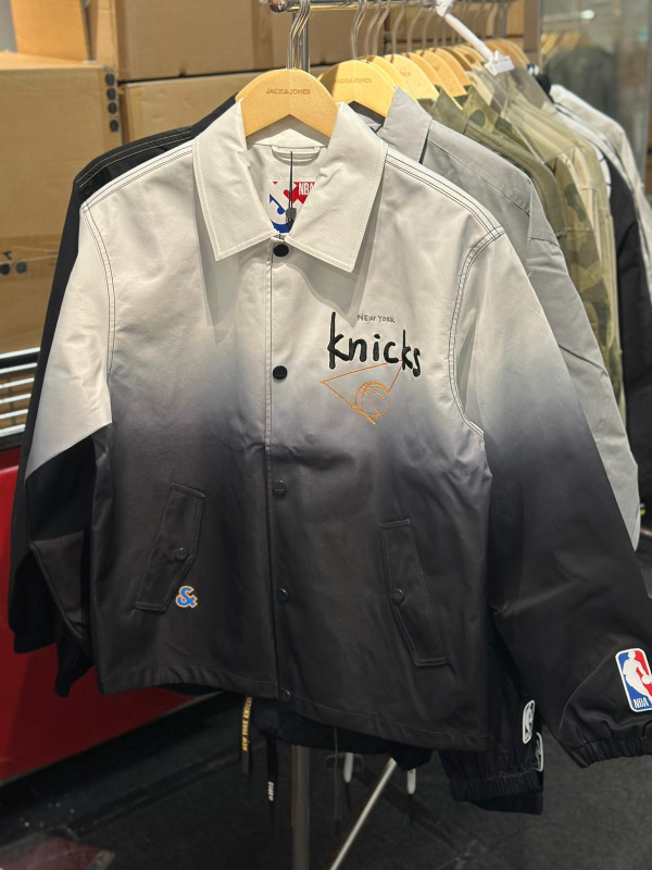 銅鑼灣時代廣場運動服飾開倉低至4折！diadora運動鞋$200 防曬衣/泳衣/bratop$46起！Champion/blueplace/JACK&JONES
