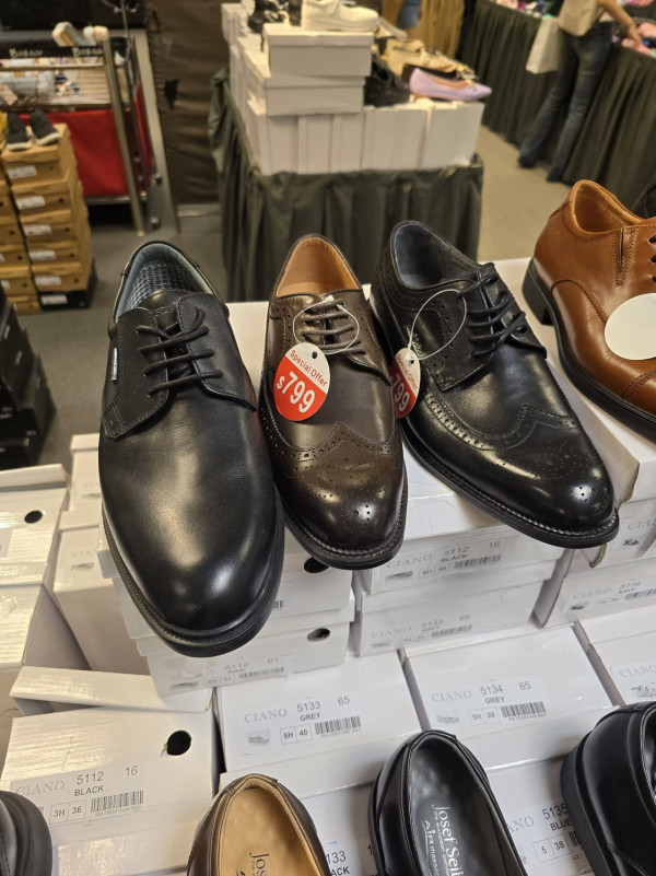 銅鑼灣時代廣場運動服飾開倉低至4折！diadora運動鞋$200 防曬衣/泳衣/bratop$46起！Champion/blueplace/JACK&JONES