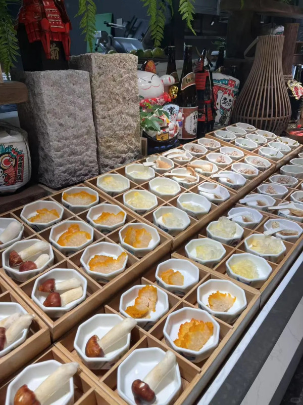 曼格姿造·活海鮮·榴蓮自助。圖片來源:小紅書:芝士可可酱 曼格姿造·活海鮮·榴蓮自助。圖片來源:小紅書:芝士可可酱