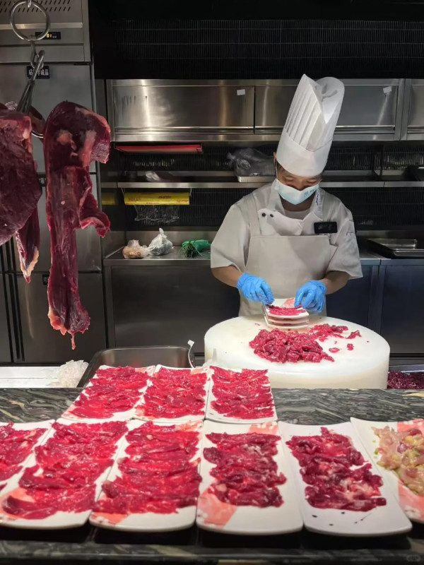 曼格姿造·活海鮮·榴蓮自助。圖片來源:小紅書:芝士可可酱 曼格姿造·活海鮮·榴蓮自助。圖片來源:小紅書:芝士可可酱