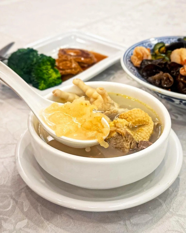 食神韜韜推介大閘蟹 限時優惠$11隻!爆膏江蘇蟹乸蟹公$99三隻+包大閘蟹紫蘇葉