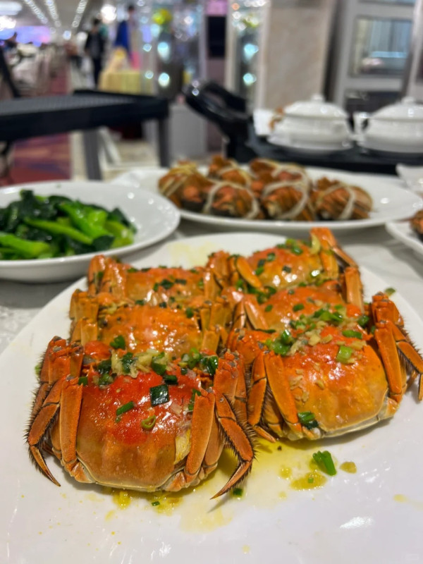 食神韜韜推介大閘蟹 限時優惠$11隻!爆膏江蘇蟹乸蟹公$99三隻+包大閘蟹紫蘇葉