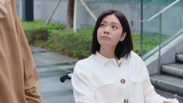 俠醫｜游嘉欣演輪椅少女跳出小妹妹框框 親解圓面之謎「穿衣顯肥脫衣顯瘦」