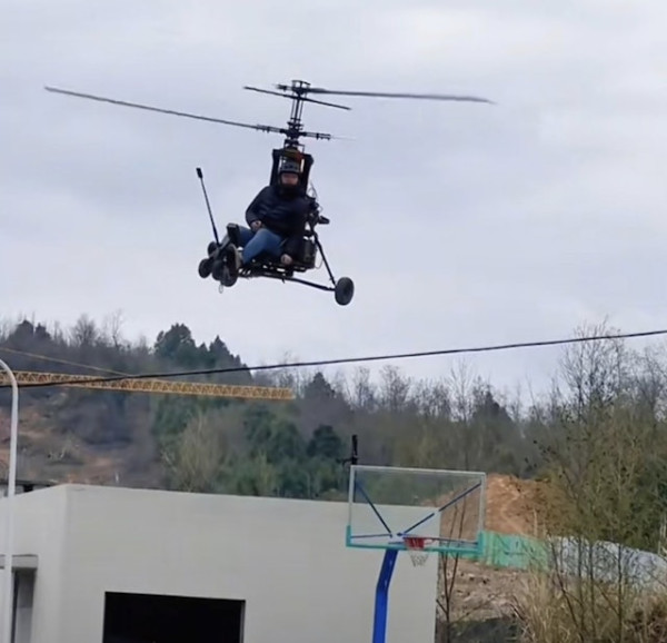 網紅用6小時學揸輕型飛機做直播失控墜機亡！過千網民目擊恐怖瞬間 