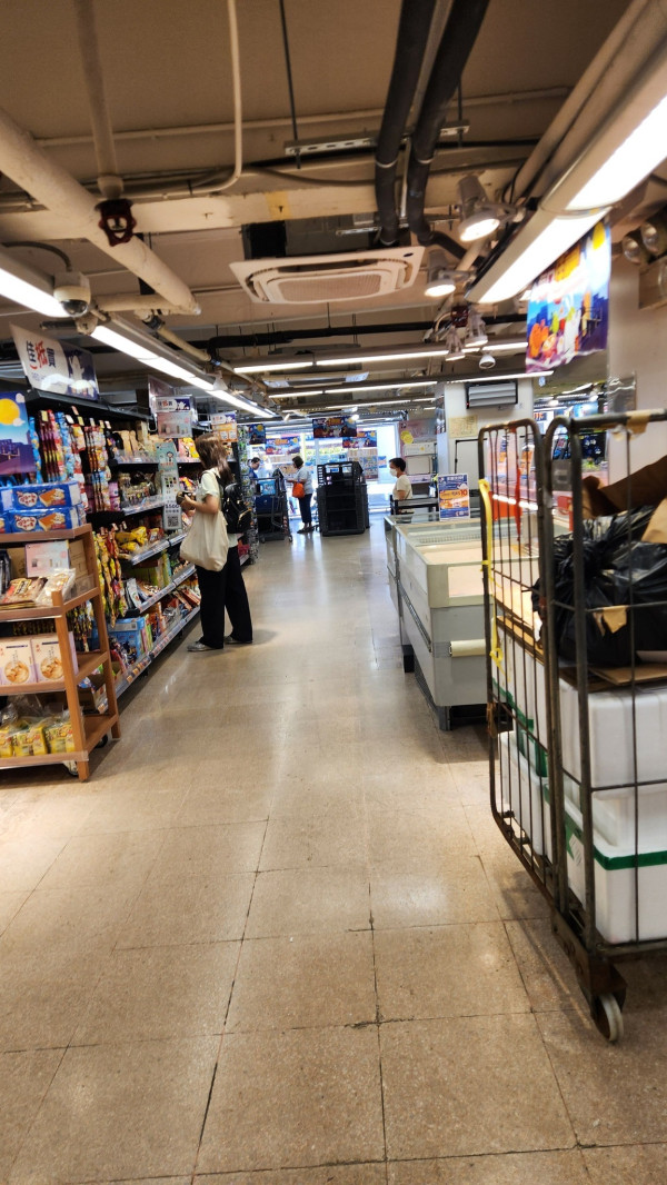 港島逾30年百佳分店結業！大派$10優惠券告別街坊 網民：以後買餸好唔方便